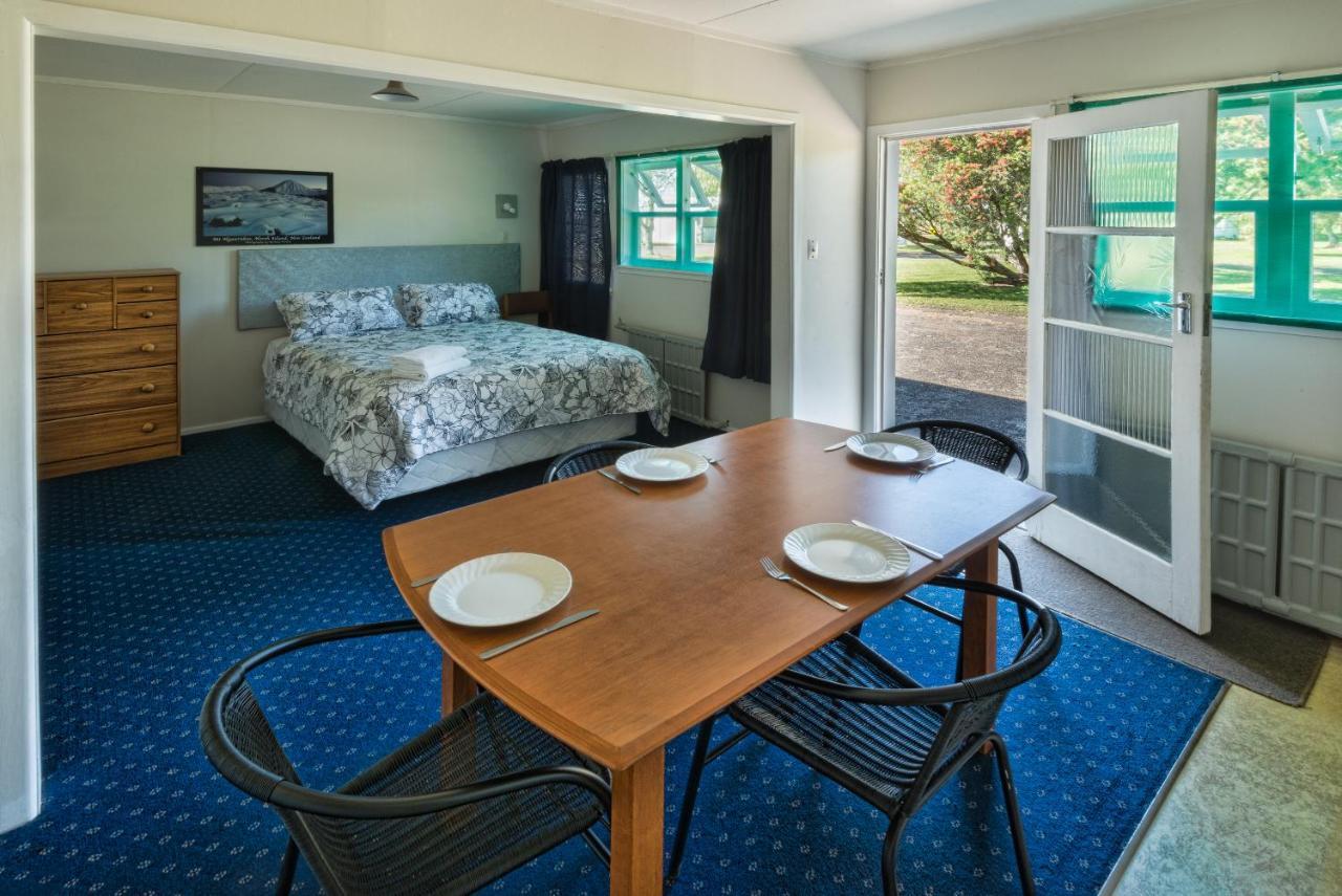 Oasis Motel & Holiday Park Turangi Eksteriør bilde